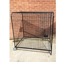 EXTRA LARGE EXPANDING SECURITY CAGE